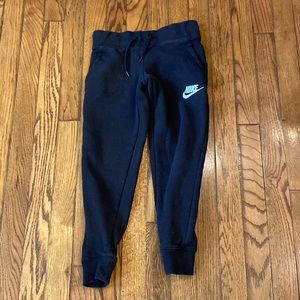 Girls Nike XS joggers.